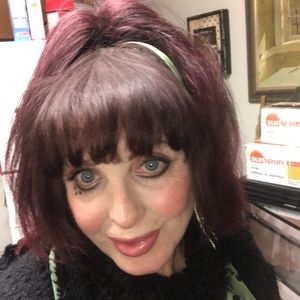 Meet your Posher, Bailey